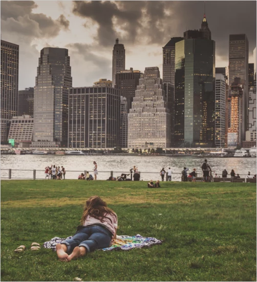 A lonely city life